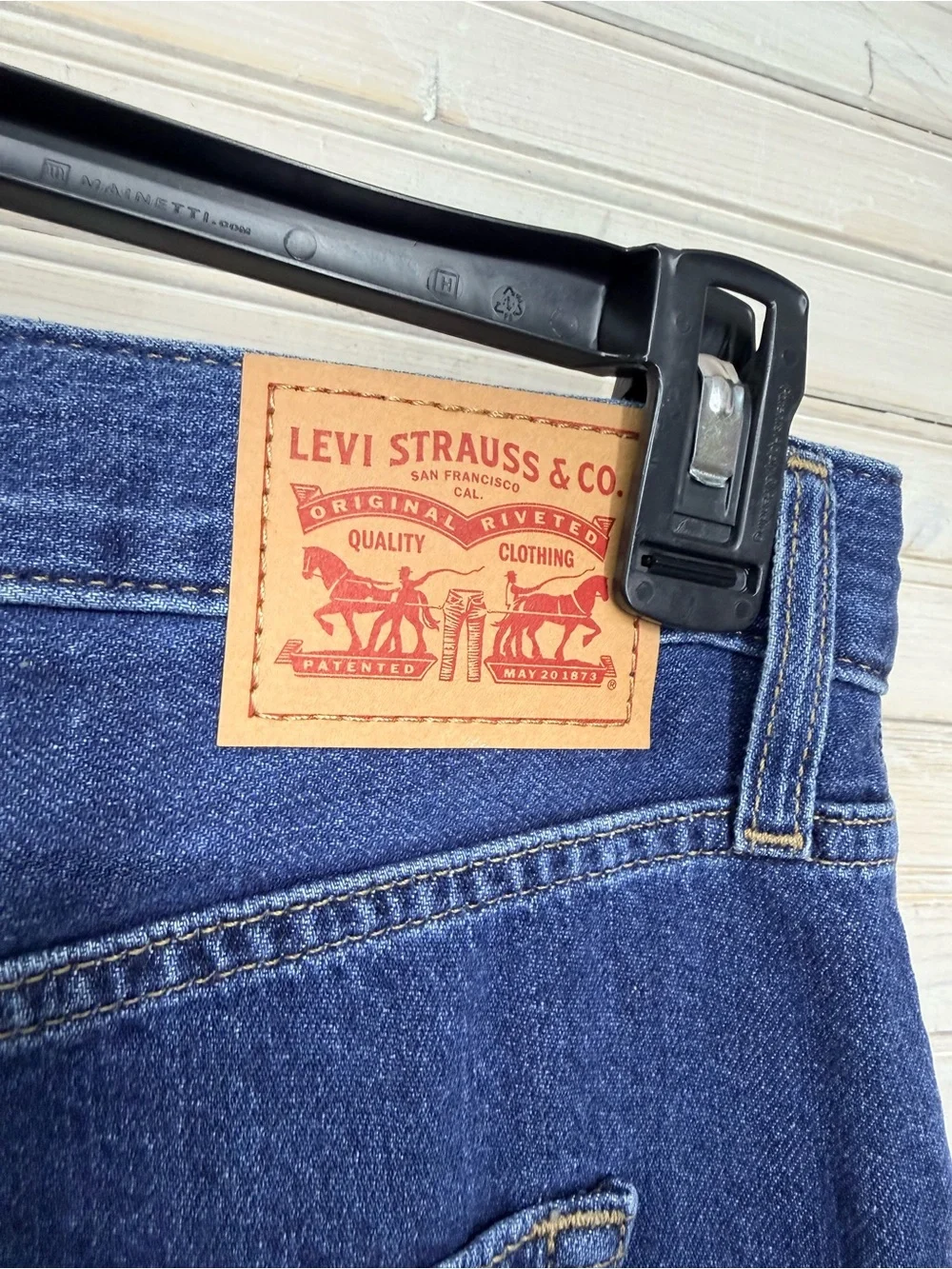 Levi's Middy Wide Leg Ankle Jeans in Deep Blue Women’s 14 NWOT - Picture 6 of 12